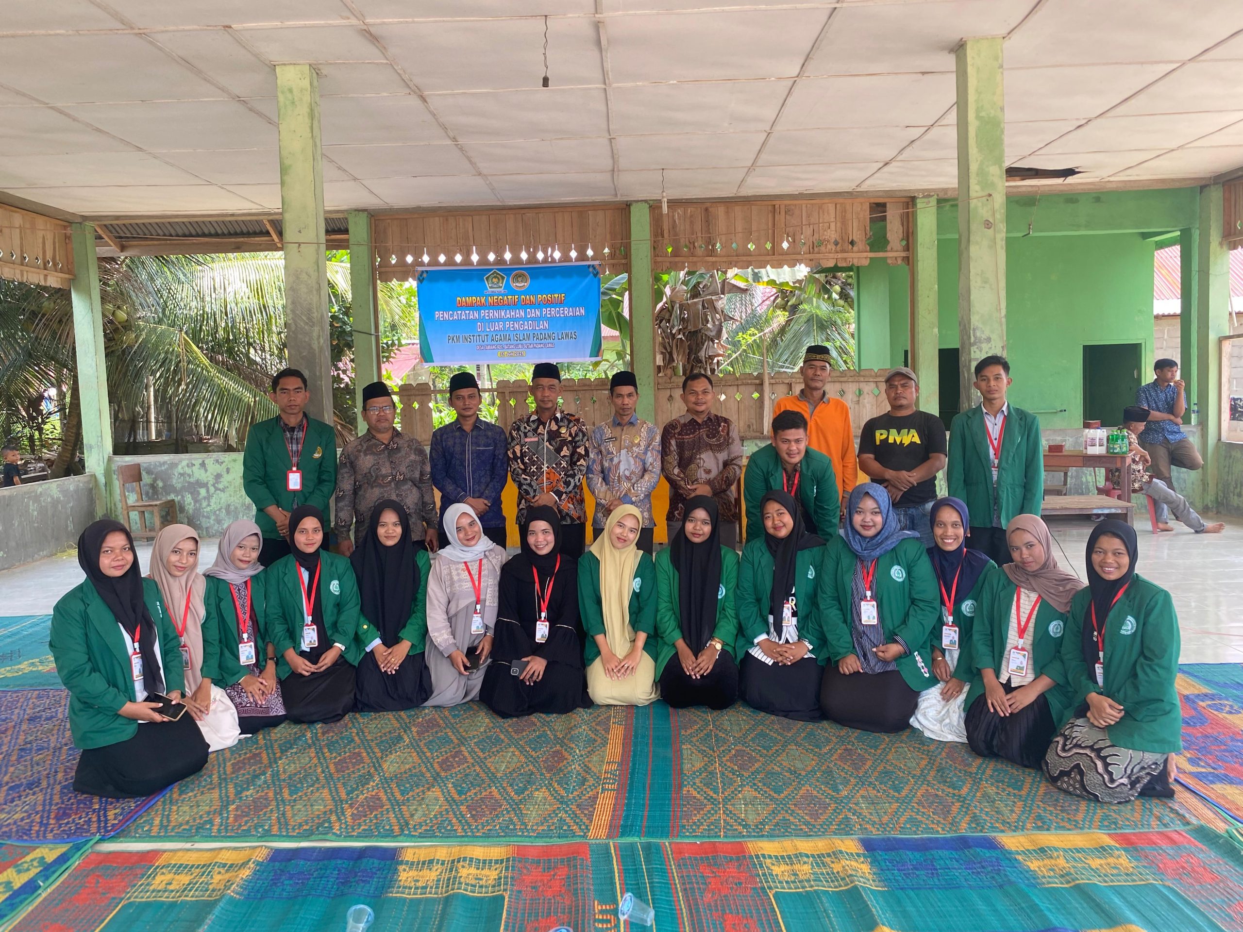 Kemenag dan Mahasiswa IAI Palas Gencarkan Literasi Nikah di Tamiang Kemenag dan Mahasiswa IAI Palas Gencarkan Literasi Nikah di Tamiang
