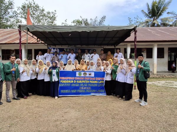 PKM Pendampingan Kemitraan Komponen Pendidikan: IAI Padang Lawas Bersama UNRIKA dan Pemda Tingkatkan Mutu Pendidikan di Padang Lawas PKM Pendampingan Kemitraan Komponen Pendidikan: IAI Padang Lawas Bersama UNRIKA dan Pemda Tingkatkan Mutu Pendidikan di Padang Lawas